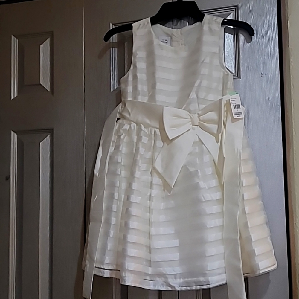 Special Edition Girls White, Striped Dress Size 12.
